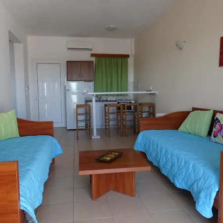Corfu Poolside Paradiso-fully Equipped Haven Ferienhaus Ýpsos