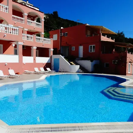 Corfu Poolside Paradiso-fully Equipped Haven *